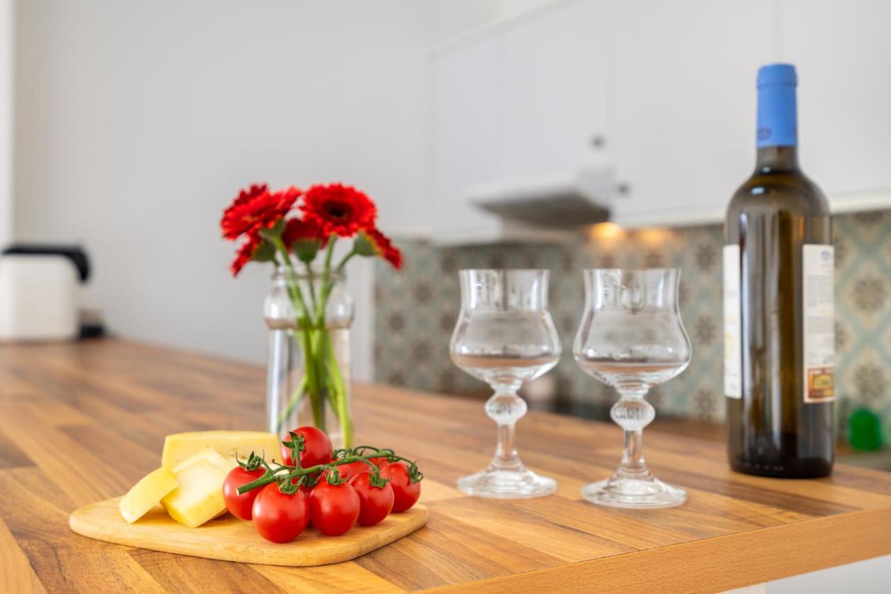 Apartamento Cor Do Mar - Sunny, Clean And Spacious Apartment With Sea View, In Alvor - Very Close Walking Distance To The Beach And Alvor Village 외부 사진