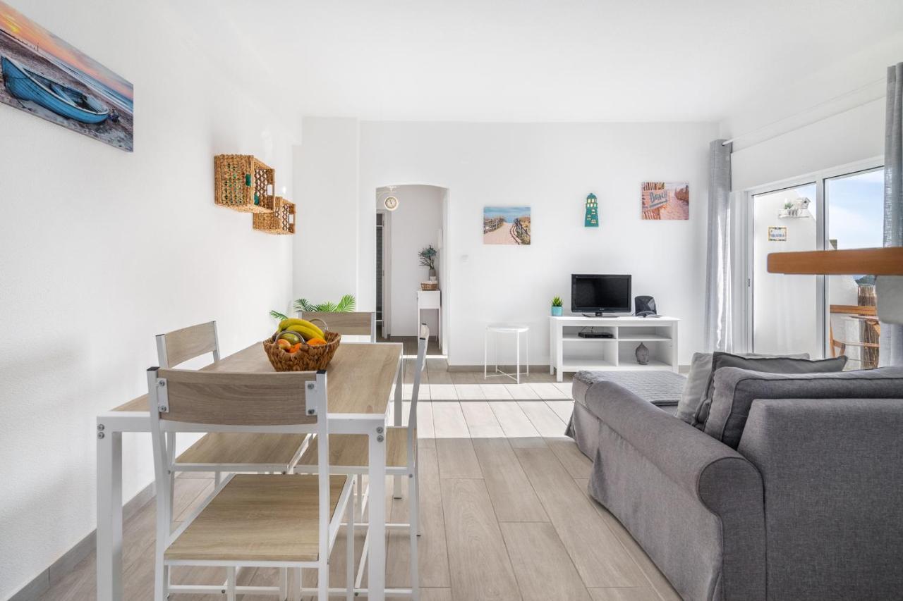 Apartamento Cor Do Mar - Sunny, Clean And Spacious Apartment With Sea View, In Alvor - Very Close Walking Distance To The Beach And Alvor Village 외부 사진