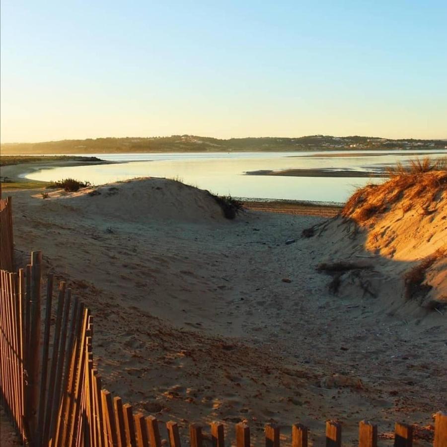Apartamento Cor Do Mar - Sunny, Clean And Spacious Apartment With Sea View, In Alvor - Very Close Walking Distance To The Beach And Alvor Village 외부 사진